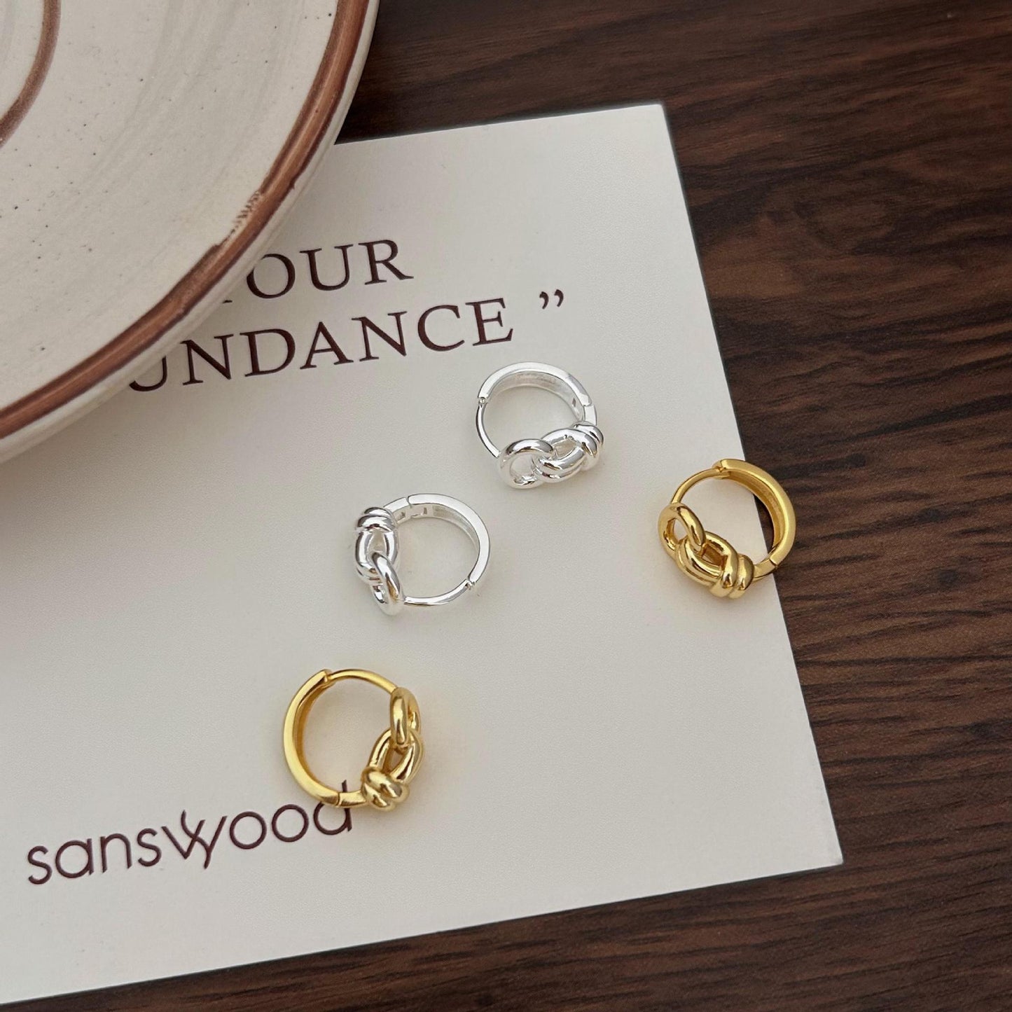 Minimalist Korean-Style Knot Ear Cuffs for Women Made of 925 Sterling Silver with Gold Plating, Asymmetrical Double-Ring Design