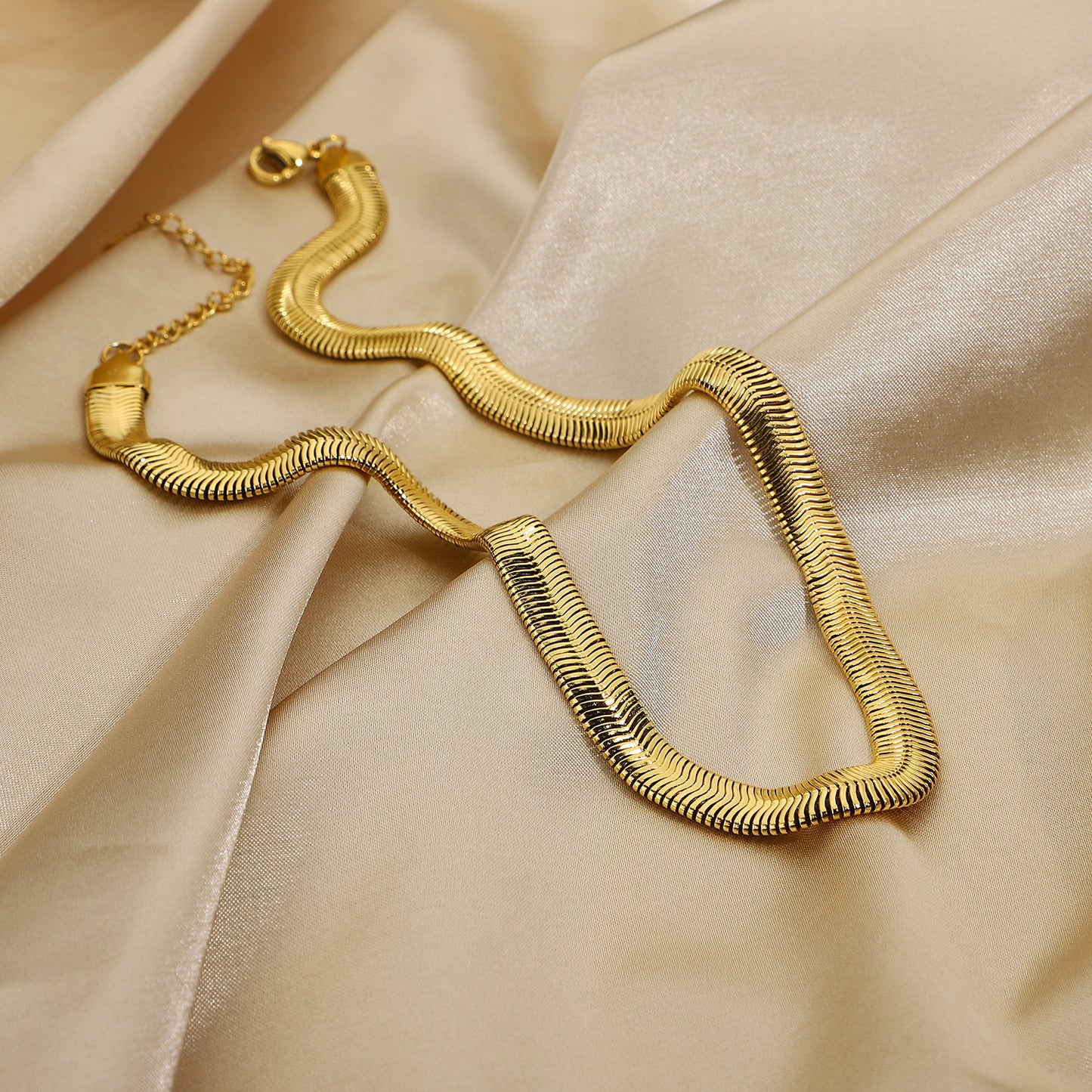 Geometric Stainless Steel Plated Gold Snake Chain Clavicle Necklace for Women