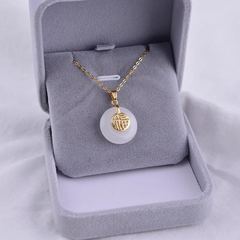 Collana pendente con carattere Fu, minimalista Feng Shui, in acciaio al titanio con intarsio in rame placcato oro su catena a O, da donna