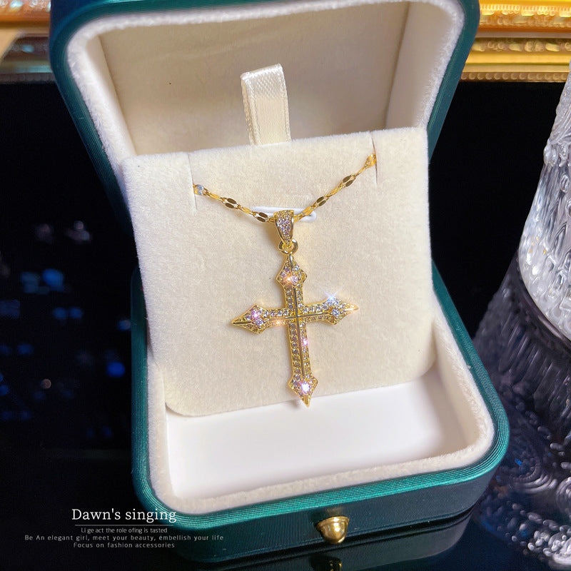 Collana di Lusso a Croce Geometrica in Acciaio al Titanio con Intarsi in Zirconi per Donna