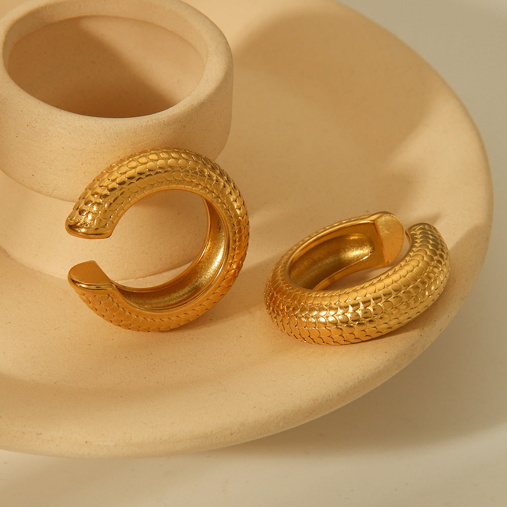 Orecchini a clip da donna a cerchio placcato in acciaio inossidabile a forma di C minimalista, orecchini geometrici alla moda