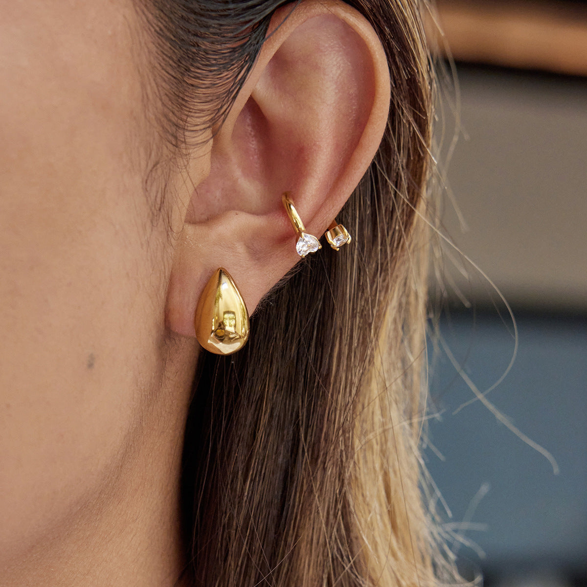 Orecchini a Clip Geometrici in Acciaio Inossidabile con Zirconi per Donna, Gioielli di Lusso Elettroplaccati alla Moda per Autunno e Inverno