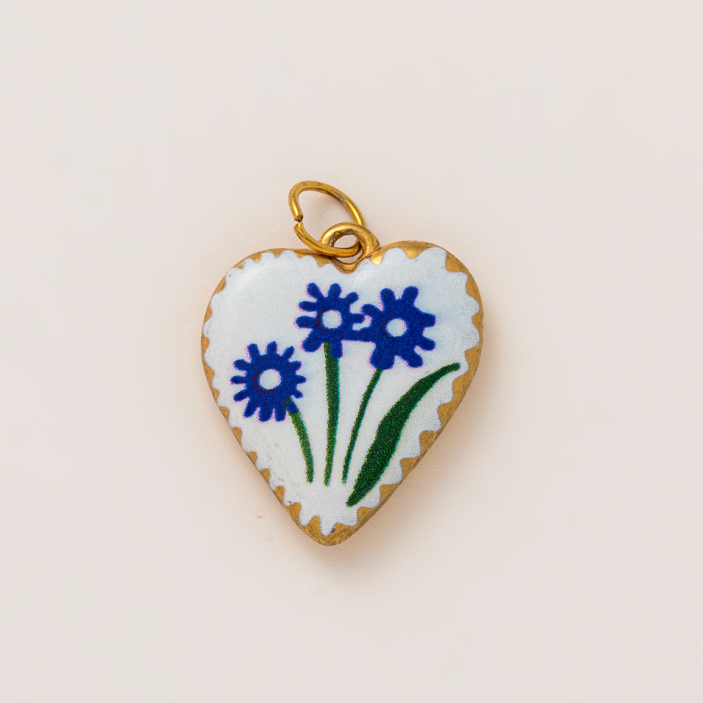 Vintage Heart Floral Stainless Steel PVD Gold Plated Pendant Charm Bar for Women