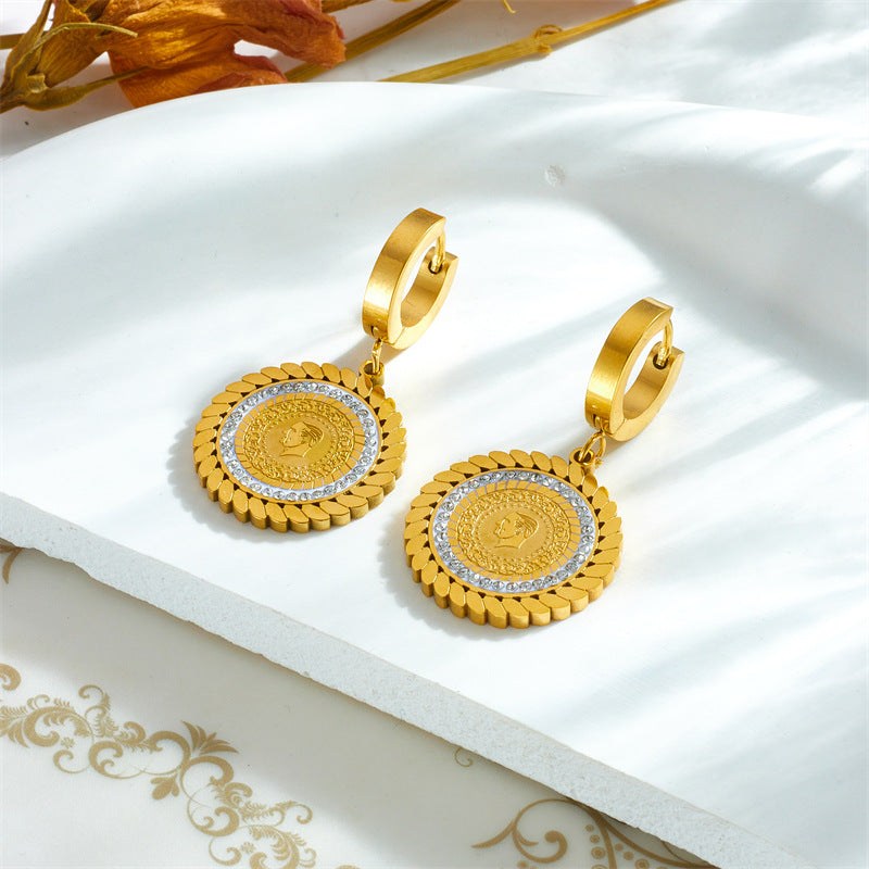 Collana pendente rotonda in metallo con strass e finitura placcata, dal design geometrico di ispirazione vintage da donna