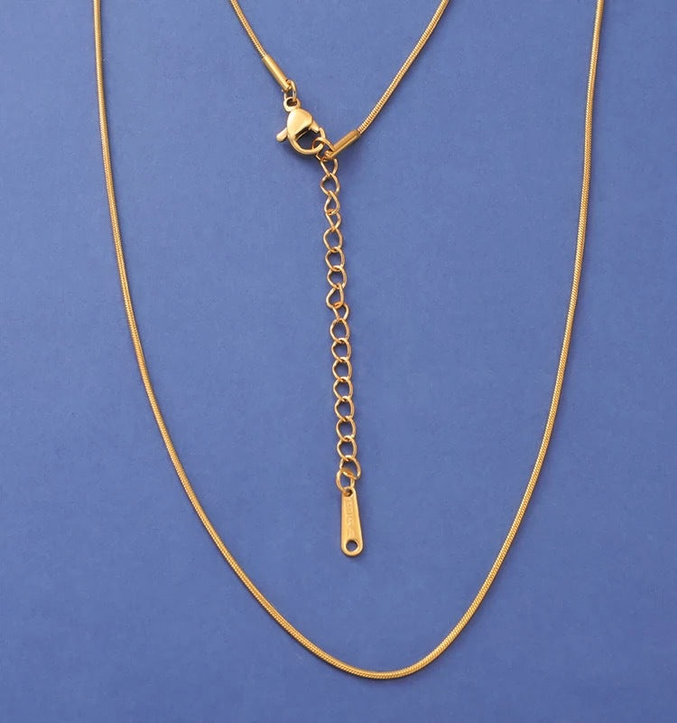 Collana a catena a O in acciaio al titanio minimalista da donna Collana sottile per clavicola senza ciondolo Gioielli in acciaio inossidabile ipoallergenici