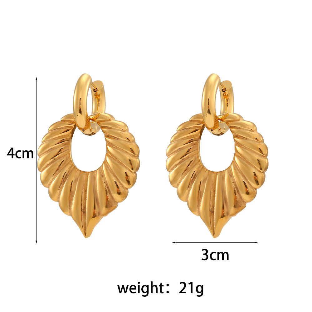 Orecchini a perno con design a foglia in stile vintage placcati oro 18K in acciaio inossidabile, con strass completi, alla moda e di grande impatto