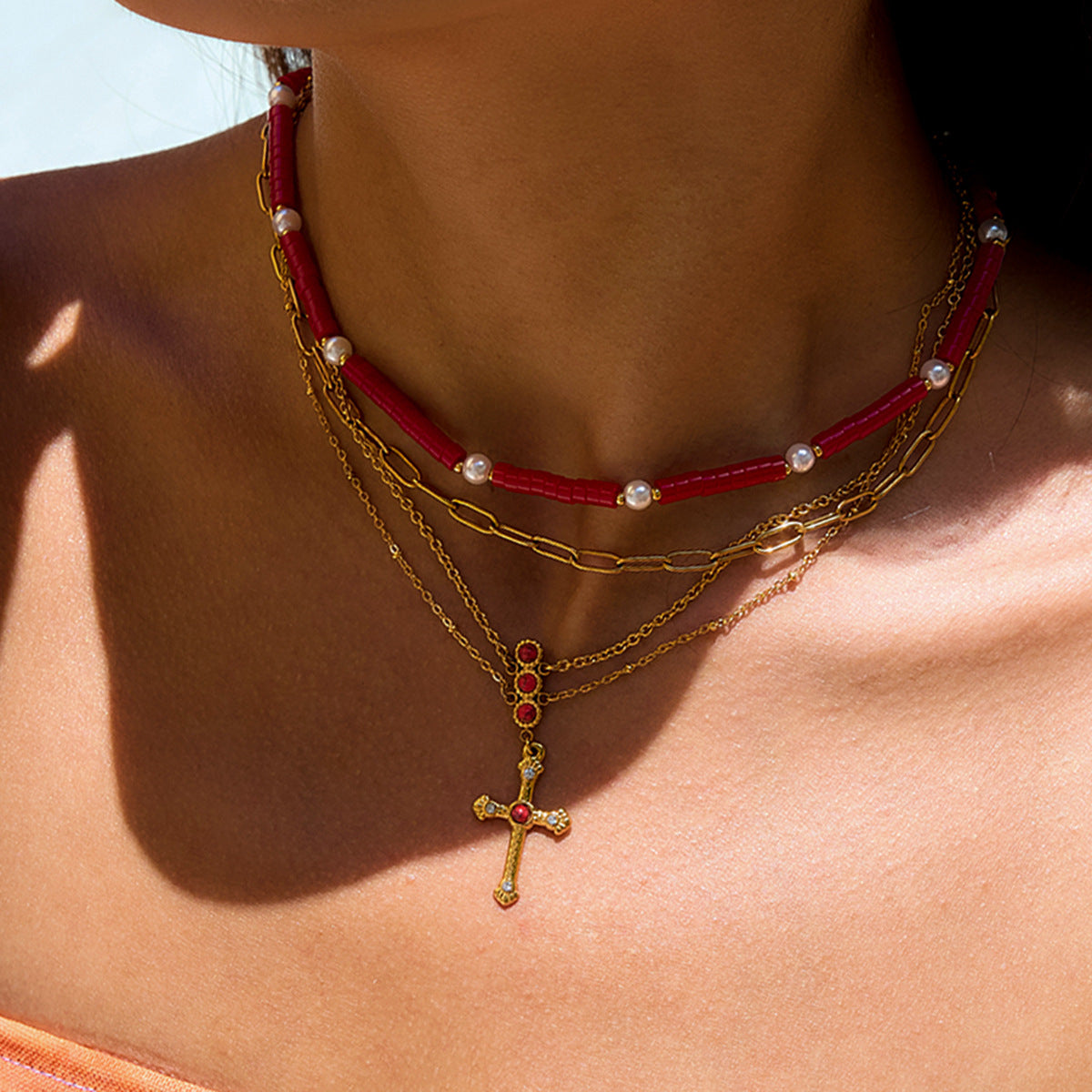 Collana con Pendente a Croce Geometrica in Acciaio Inossidabile con Ciondolo in Acciaio al Titanio, Elettroplaccata per un'Eleganza che non Sbiadisce