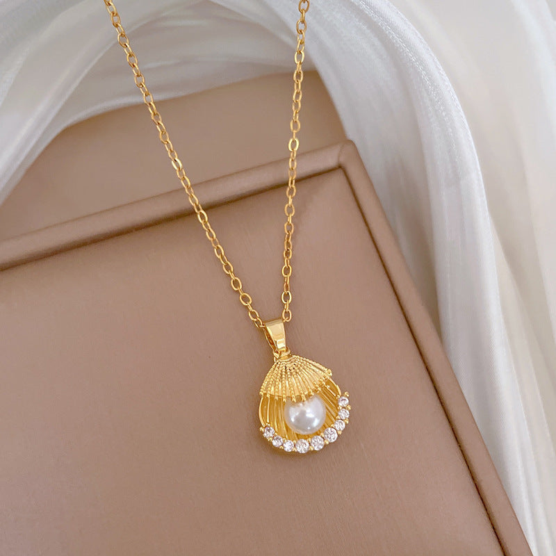 Sweet Elegant Geometric Moon Titanium Steel Necklace with Pearl Shell and Rhinestone Plated Cable Chain for Unisex
