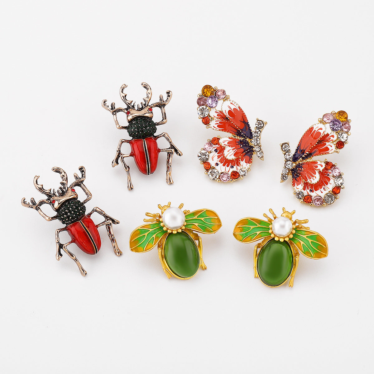 Pendientes de esmalte con forma de insecto de inspiración vintage con pedrería y perlas simuladas para mujer