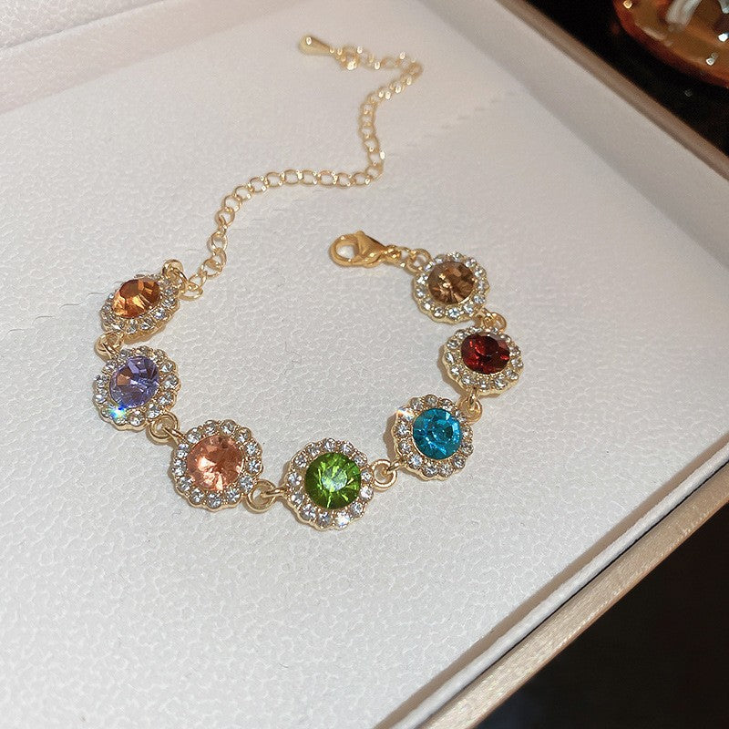 Elegant Heart-Shaped Gold-Plated Zirconia Bracelet for Women with Delicate Luxury Aesthetic
