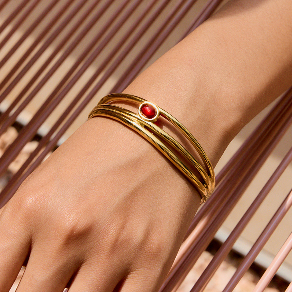 Bracciale minimalista in pietra naturale da donna, gioielli leggeri di lusso in acciaio inossidabile galvanizzato