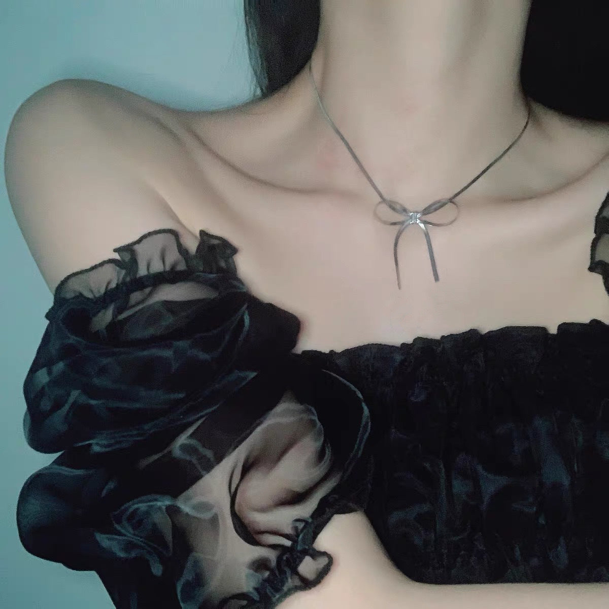 Sweet and Edgy Bow-Shaped Choker Necklace for Women Stainless Steel Pendant with Polished Finish Snake Chain Neck Jewelry