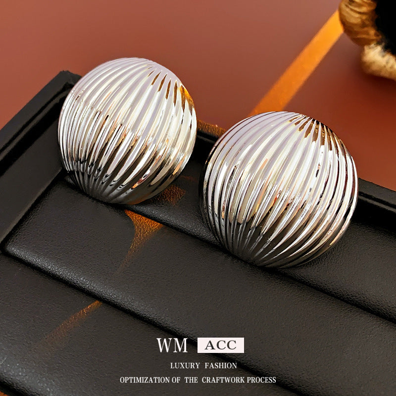 Pendientes colgantes de metal con acabado chapado, diseño floral geométrico de corazón, estilo vintage chic para mujer