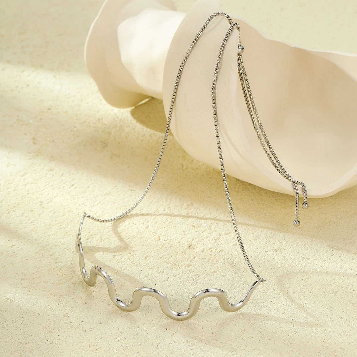 Collar de acero de titanio en forma de onda con chapado en oro de 18K para mujer, joyería de acero inoxidable de estilo oficina a la moda