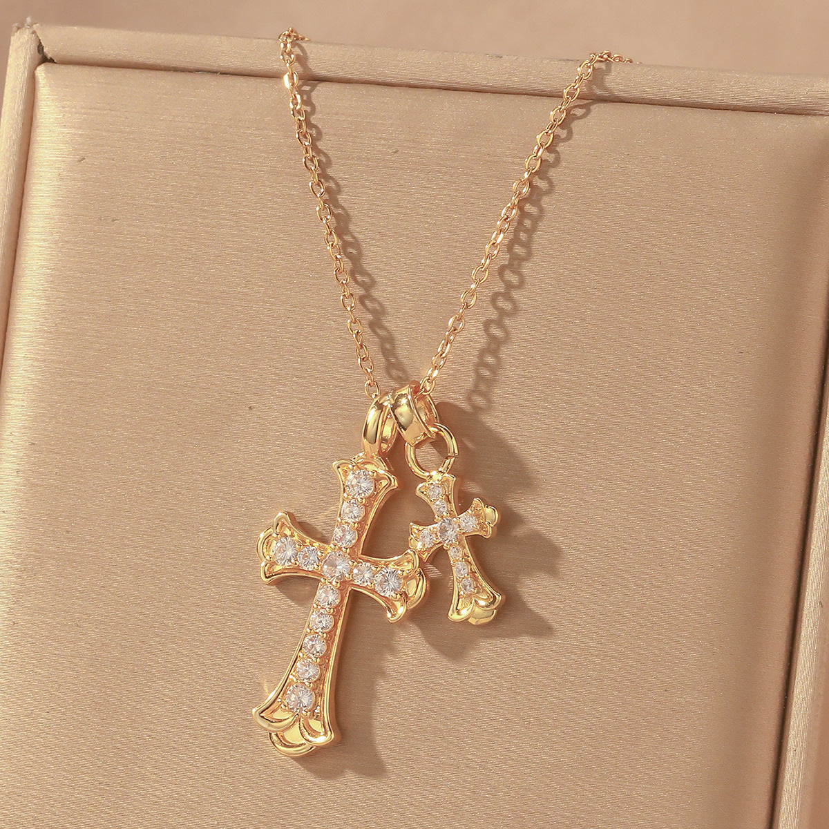 Luxury Sweet Double Cross Pendant Plated Titanium Steel Necklace with Curb Chain for Women