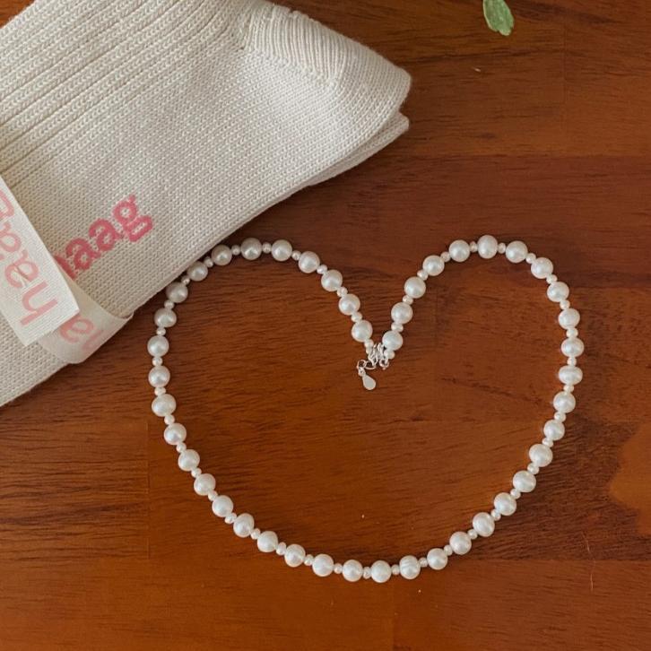 Collar minimalista de plata de ley 925 con forma de estrella y detalles de perlas para mujer