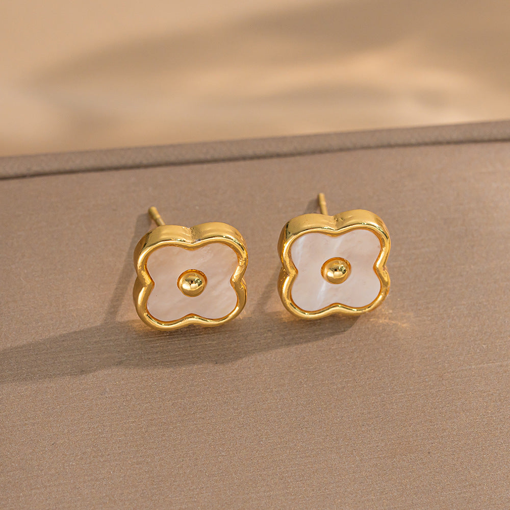 Collana con Ciondolo Trifoglio a Quattro Foglie Minimalista in Acciaio al Titanio con Placcatura in Oro Rosa 18K e Intarsio in Madreperla per Donna