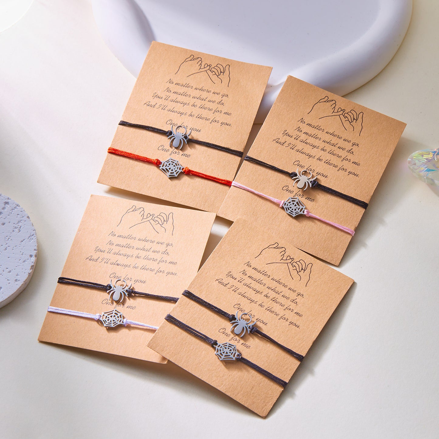 Minimalist Spider Pendant Necklace Alloy Electroplated Halloween-Themed Creative Unisex Jewelry for Couples and Friends