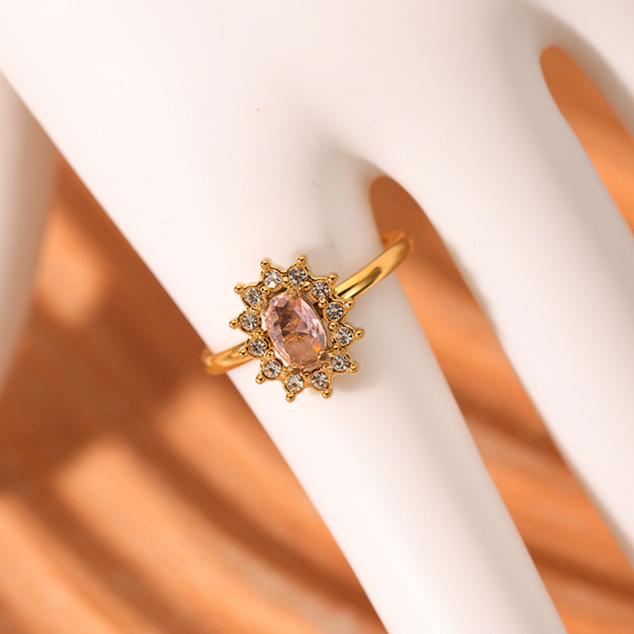 Anello Geometrico a Girasole in Stile INS in Acciaio Inossidabile con Intarsio in Zircone e Placcatura in Oro Sottovuoto 18K