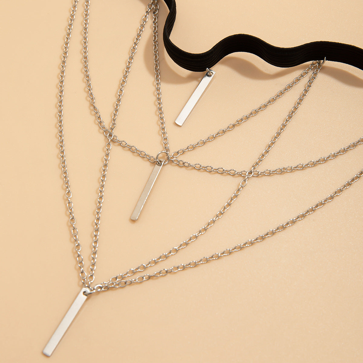 Minimalist Geometric Metal Leg Chain with Tassel Accent for Women