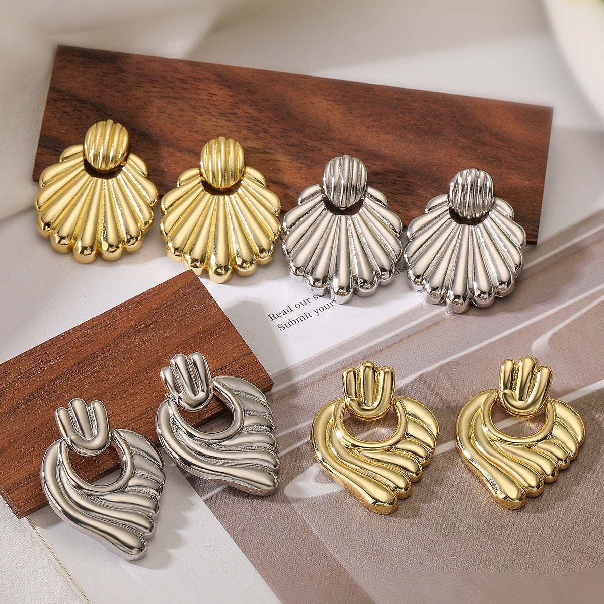 Minimalist Irregular Geometric Heart-Shaped Copper Earrings for Women Lightweight Luxury-Style Fashion Ear Jewelry