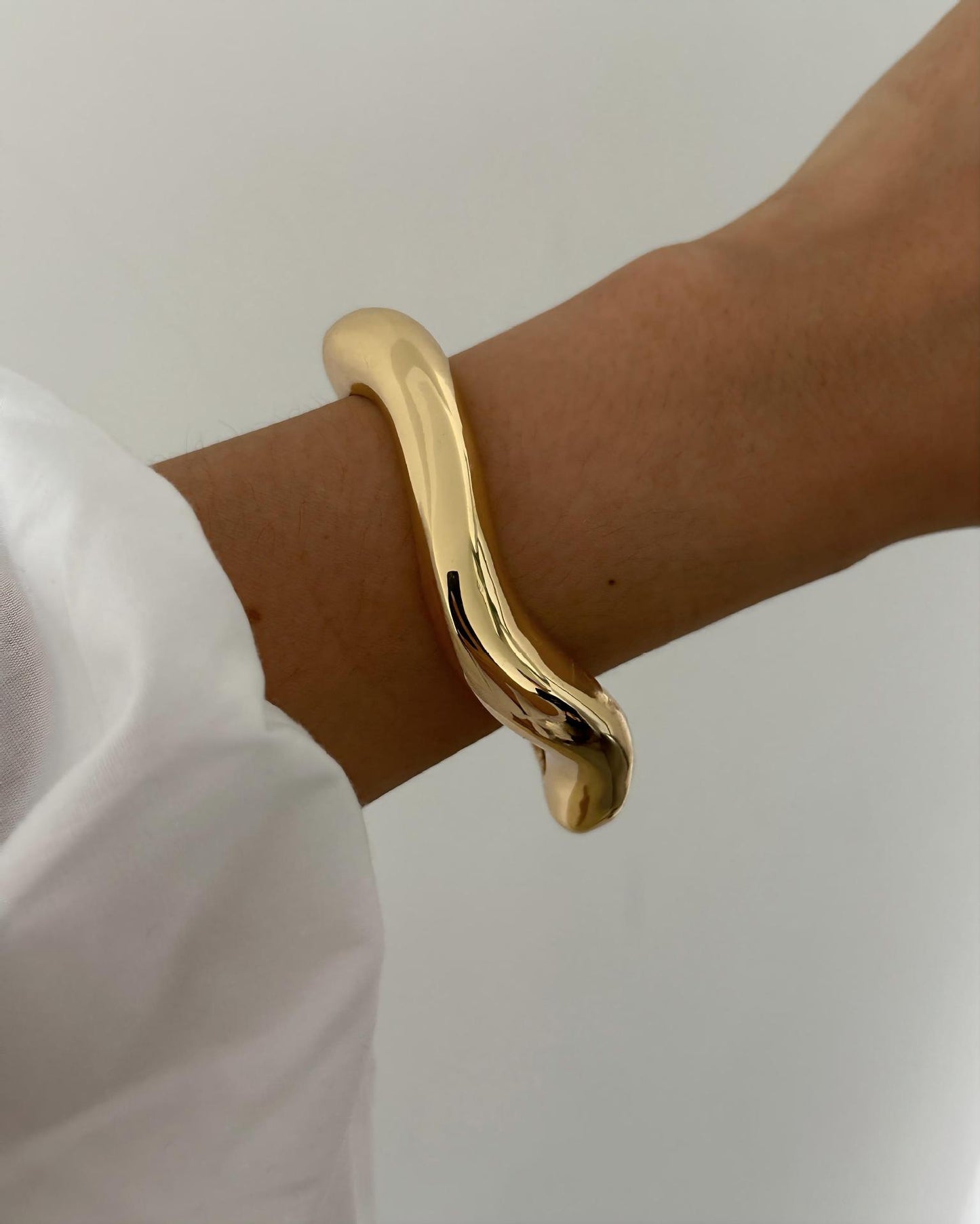 Leopard Print Geometric Alloy Plated Cuff Bracelet