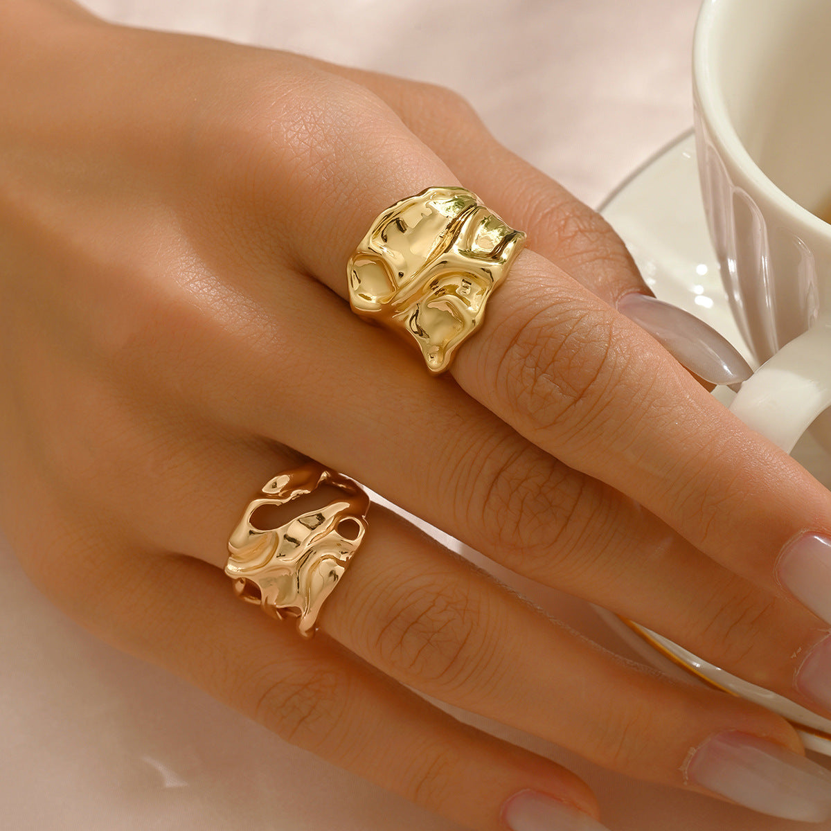 Juego de anillos abiertos geométricos para mujer, anillos de moda chapados en aleación de zinc con detalles circulares y en forma de aro