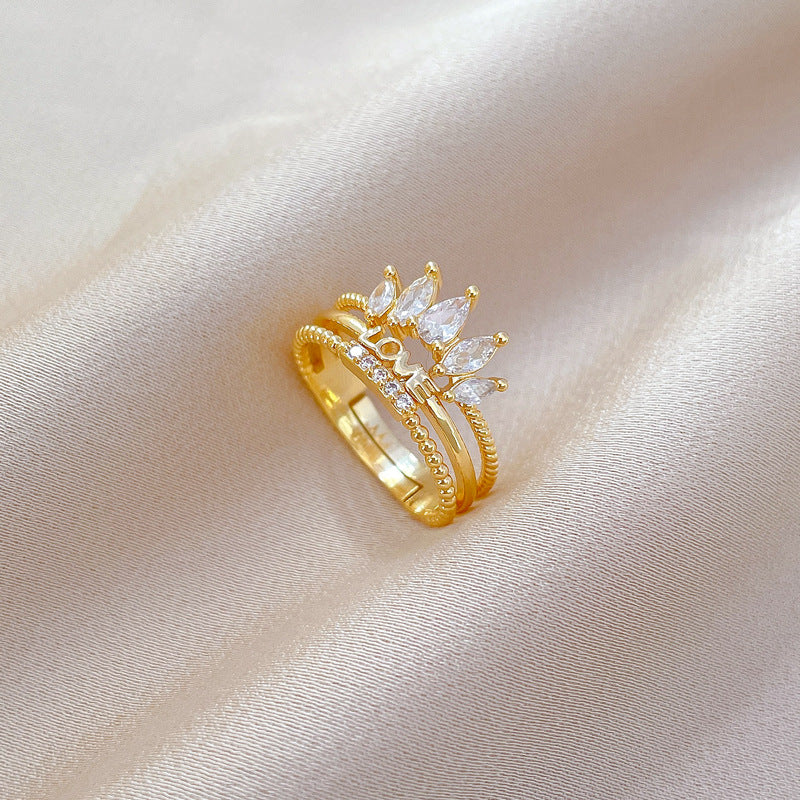 Anello regolabile in ottone placcato oro a forma di corona in stile fumetto da donna con strass a tutto tondo