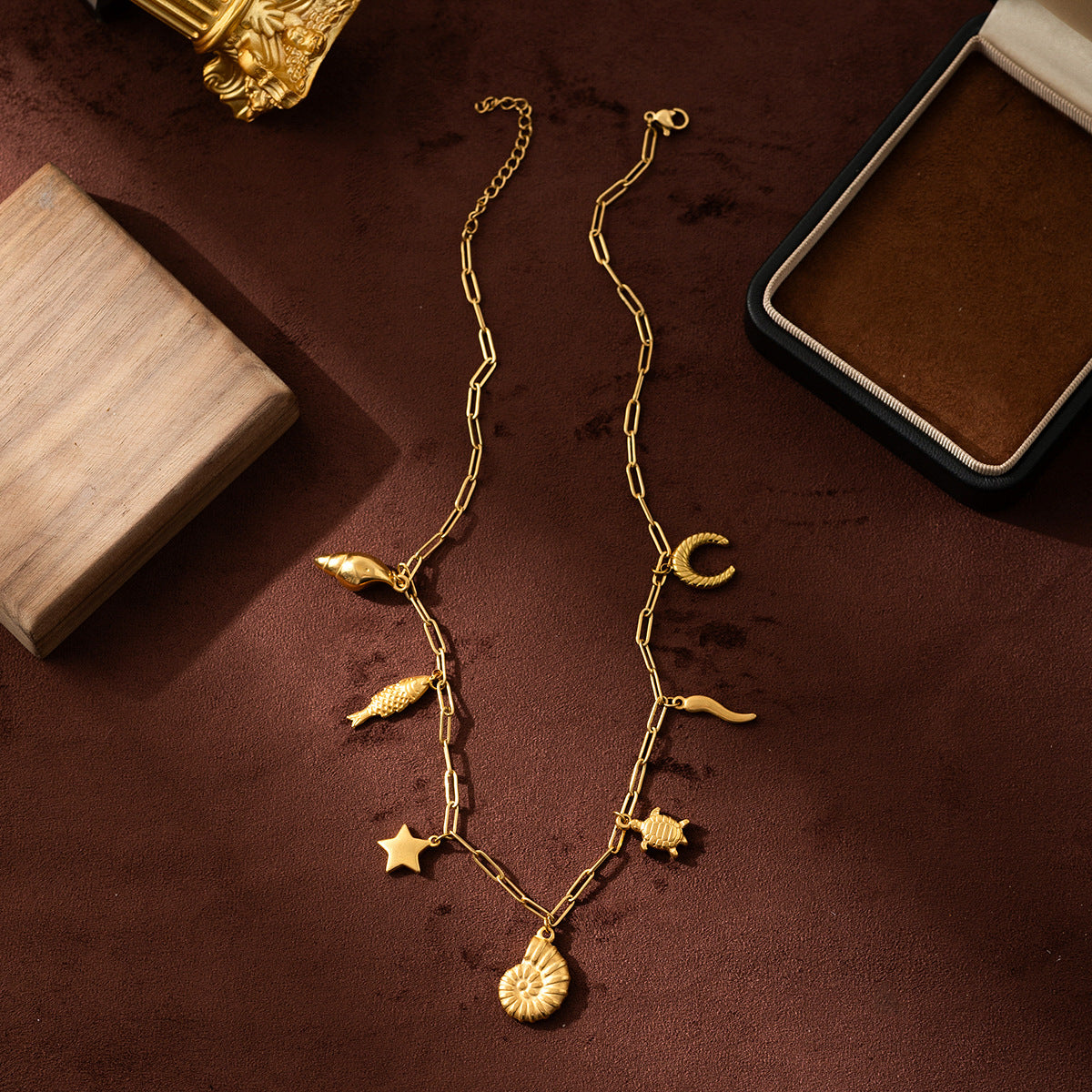 18K Gold Plated Stainless Steel Sea Turtle and Conch Shell Pendant Necklace for Unisex
