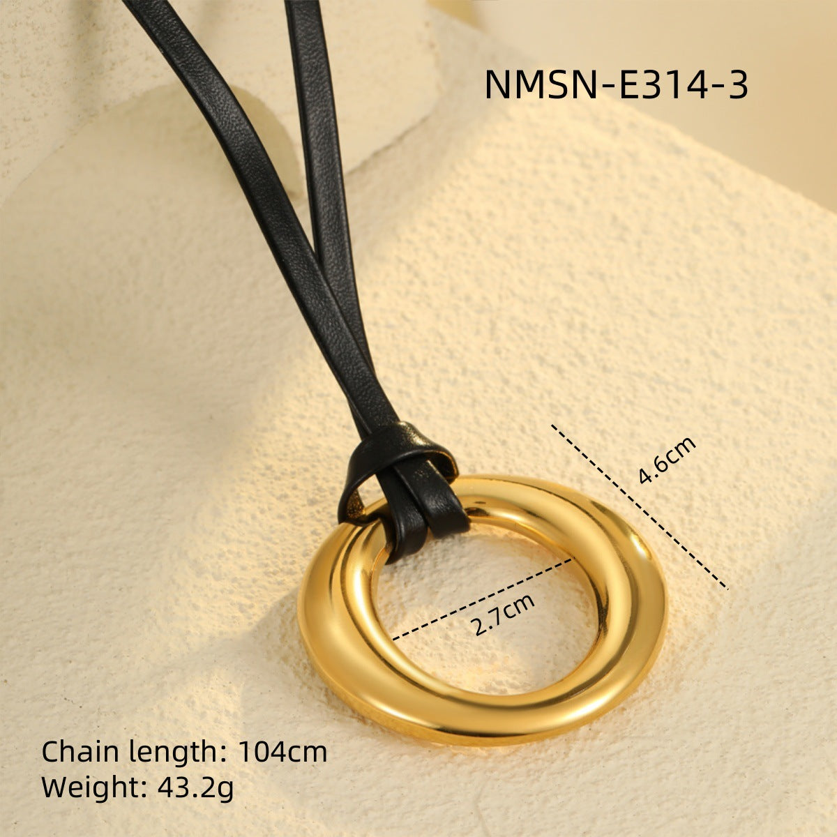 Elegante collar con colgante de corazón hueco para mujer en acero inoxidable con acabado chapado