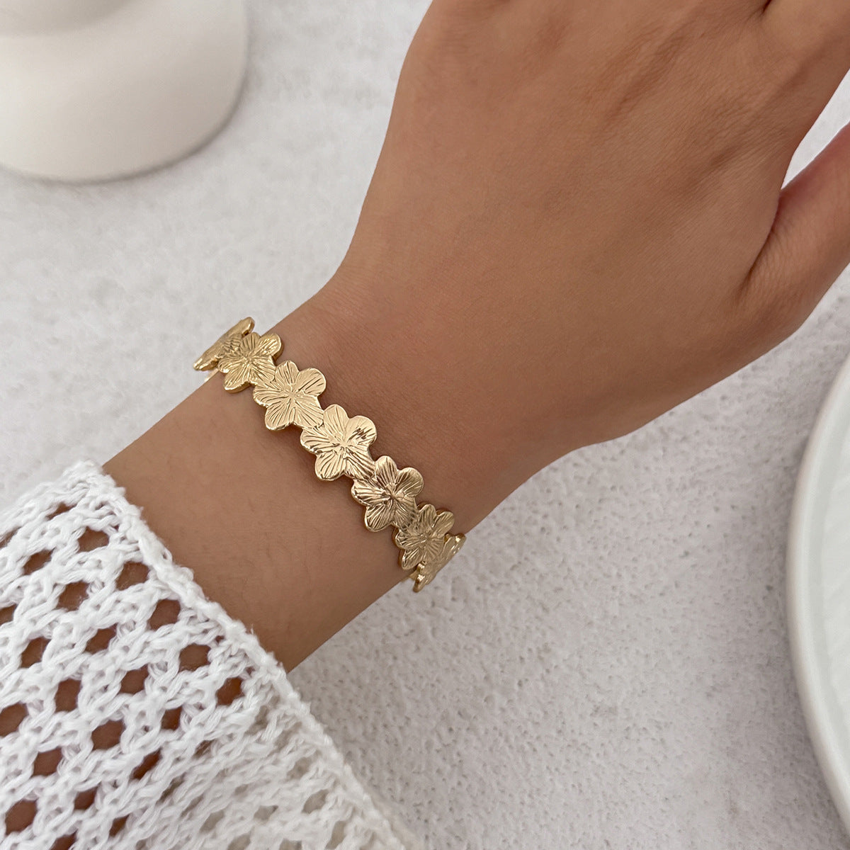 Vacation Style Floral Seashell Open Bangle Bracelet for Women in Plated Metal