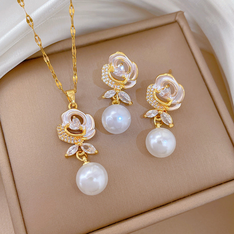 Sweet Elegant Floral Moon Rhinestone Plated Titanium Steel Necklace Set for Unisex