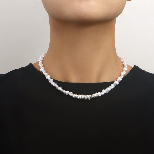 Geometric Style Alloy Pendant Necklace for Women with Plated Finish and Beaded Design