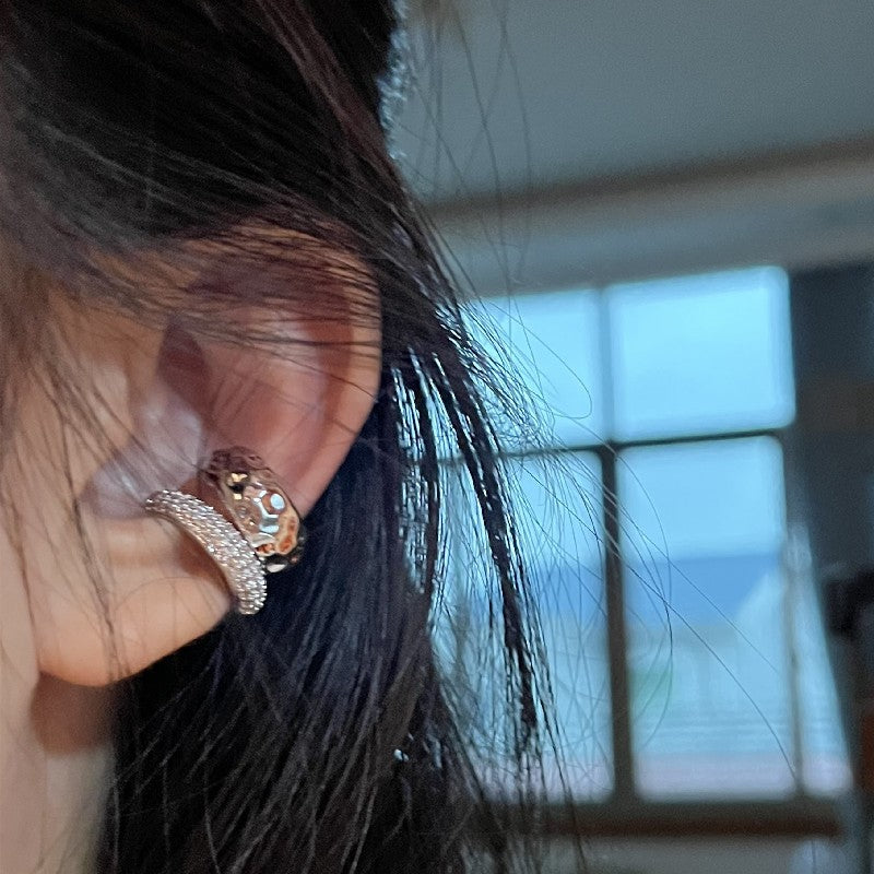 Orecchini da donna in rame con zirconi, dal design geometrico minimalista di lusso a ferro di cavallo