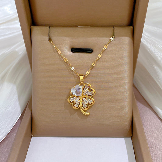 Luxury Titanium Steel Micro-Paved Zircon Flower Pendant Necklace with Gold Plating for Women