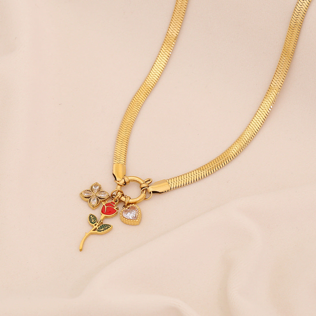 Elegante Collana da Donna con Ciondolo a Cuore Floreale in Acciaio Inossidabile e Goccia d'Olio