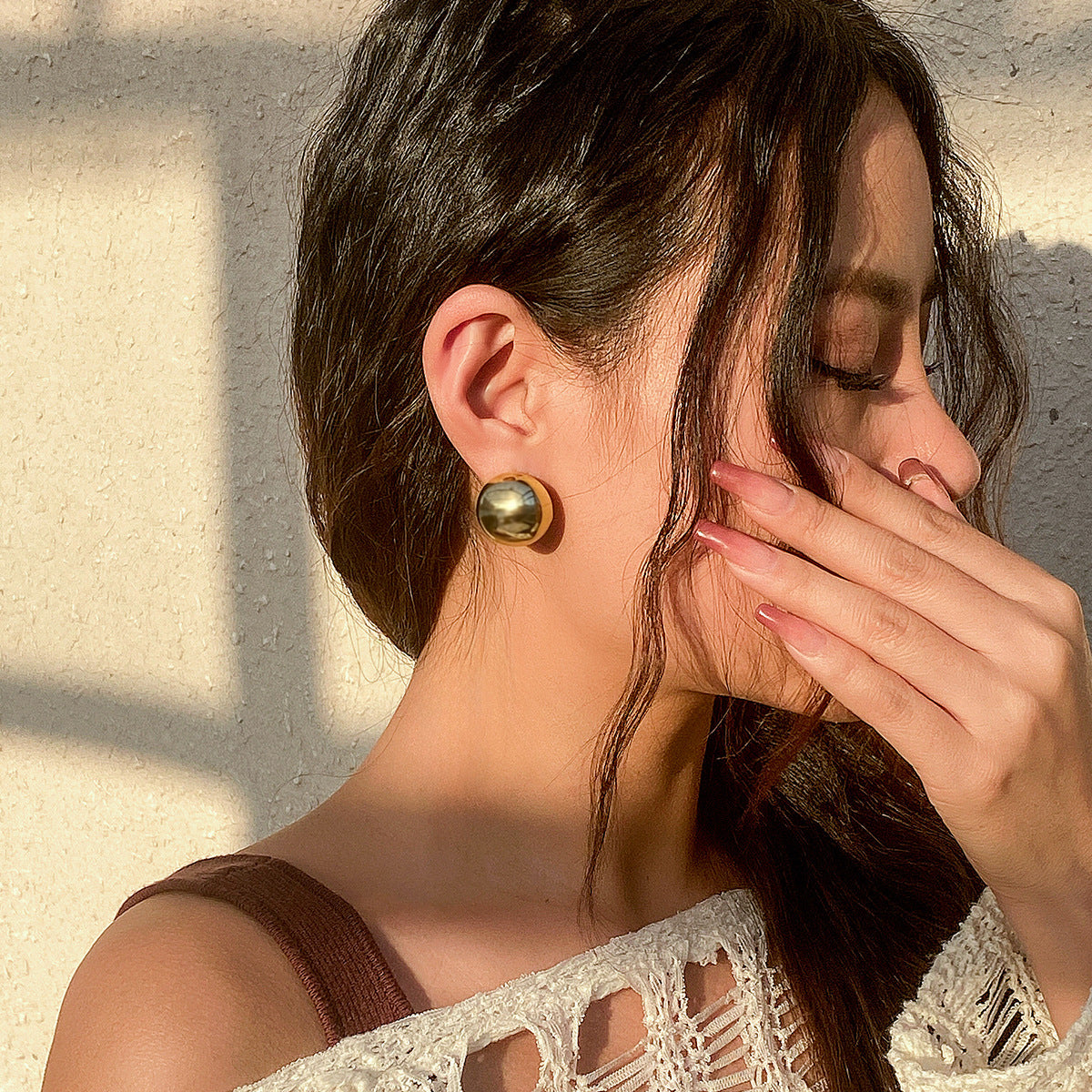 Pendientes minimalistas de acero inoxidable geométricos redondos con acabado de espejo y superficie chapada para mujer