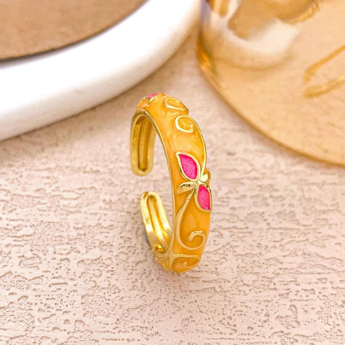 Sweet Elegant Gold Plated Enamel Floral Alloy Ring for Women