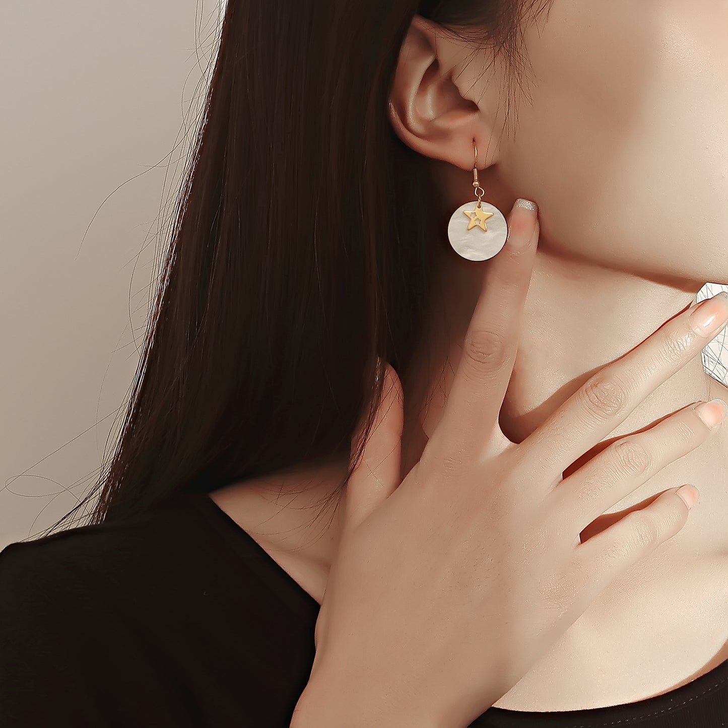 Vintage Style Geometric Star White Mother of Pearl Pendant Earrings for Women with Plated Alloy Finish