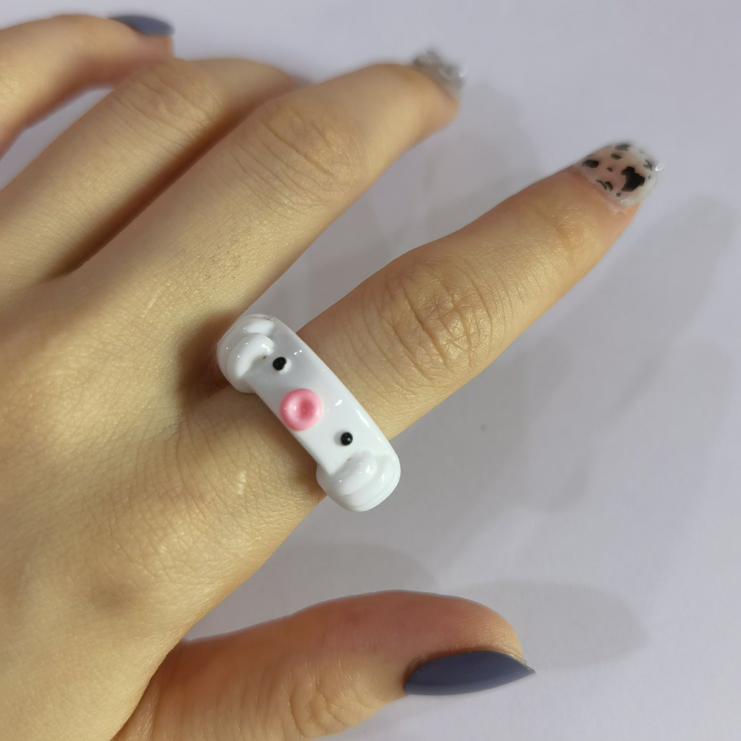 Anillo de rana de resina estilo vintage dulce y fresco para mujer
