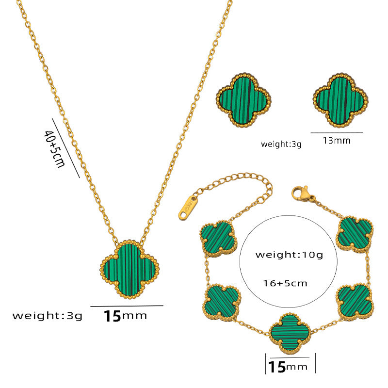 Set di Collane da Donna Minimaliste di Lusso con Cuore e Forme Geometriche in Acciaio al Titanio, Placcate Oro e con Catena a O