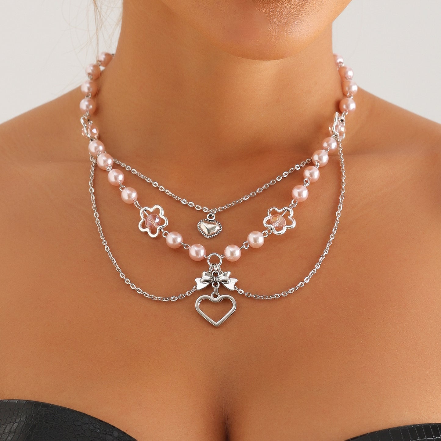 Y2K Style Heart-Shaped Acrylic and Imitation Pearl Necklace with Gold-Plated Alloy Pendant for Women
