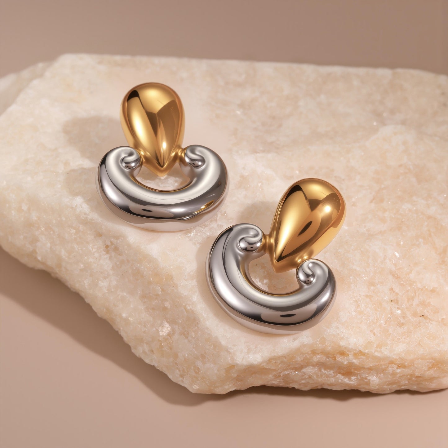 Pendientes de mujer de acero inoxidable con diseño geométrico y de gota de agua, chapados en oro de 18 quilates y plata.