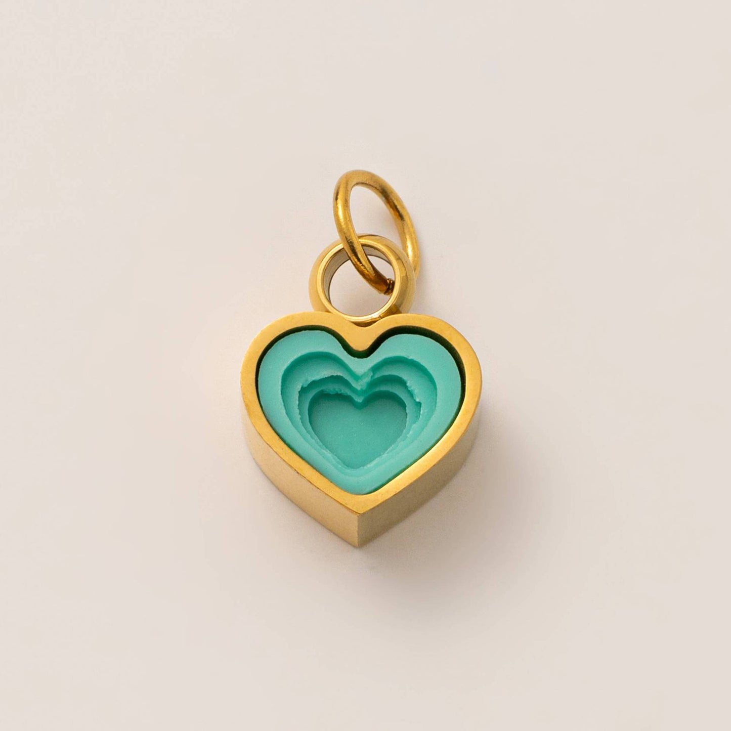 Vintage Gradient Heart Rhinestone Plated Stainless Steel Charm Bar Pendant