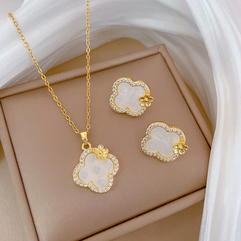 Luxury Fresh and Sweet Plated Brass Zircon Micro-Pave Earrings and Necklace Set