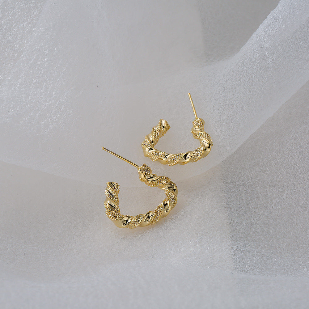 Minimalist Heart-Shaped Copper Earrings with 18K Gold Plating and 925 Sterling Silver Posts for Women