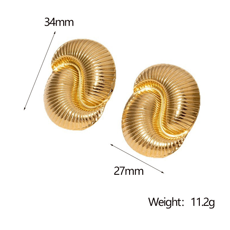 Orecchini a perno geometrici minimalisti in acciaio inossidabile con motivo a conchiglia placcati in oro 18 carati da donna