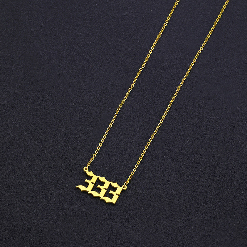 Collana con Ciondolo Numero Fortunato alla Moda per Donna in Acciaio Inossidabile e Acciaio al Titanio con Finitura Placcata Stile Catena Snake Design Numerico Minimalista