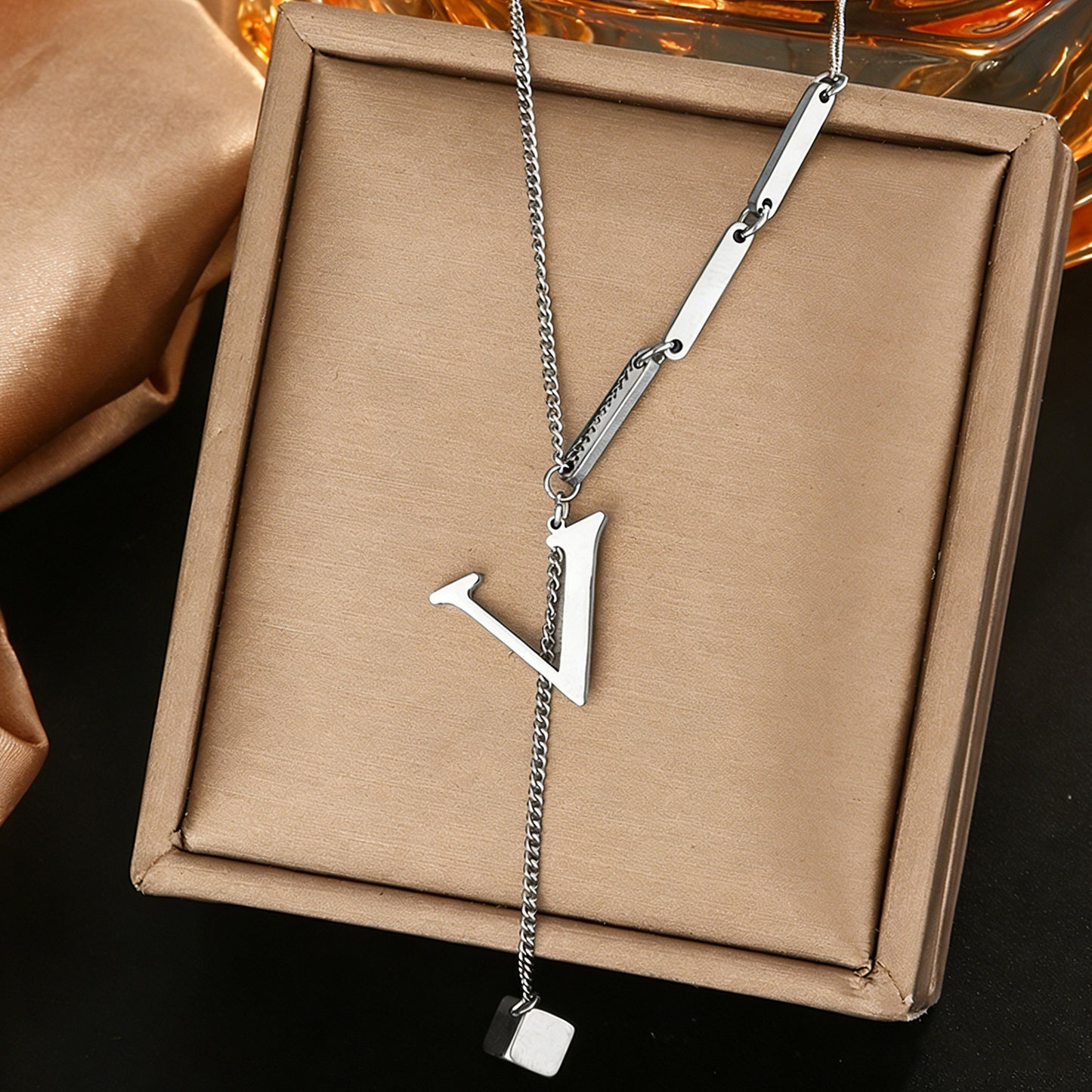 Luxury Polished Letter Titanium Steel Pendant Necklace Stainless Steel Chain for Women