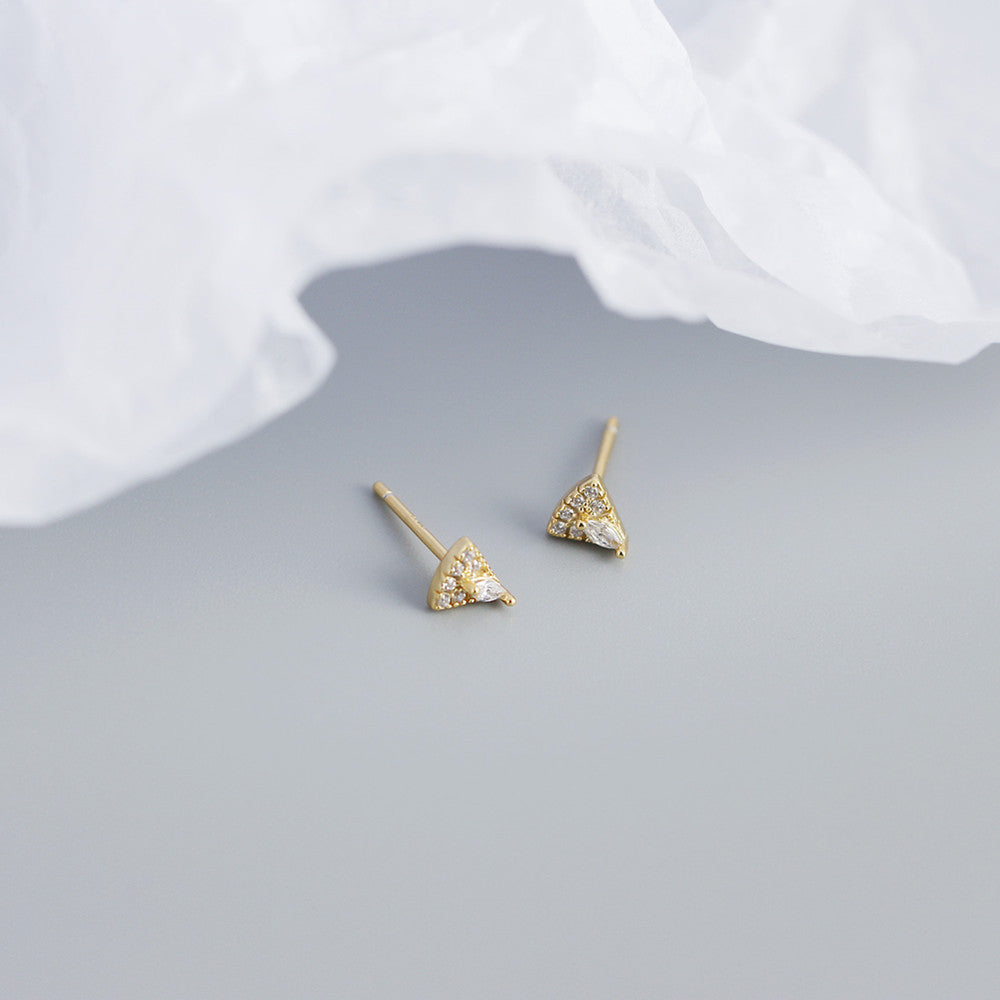 Orecchini a perno da donna con intarsio geometrico a triangolo in argento sterling 925 minimalista e diamante